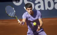 Alcaraz Mundur Mendadak dari Barcelona Open 2026: Cedera Pergelangan Tangan Mengguncang Dunia Tenis
