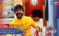 Alisson Peluk Kiper Woodman, Masa Depan Sang Penjaga Gawang Liverpool Kini Jadi Sorotan!