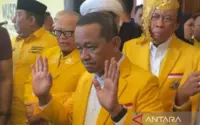 Bahlil Lahadalia Janji Pendampingan Hukum Golkar untuk Kasus Penikaman Ketua DPD Nus Kei