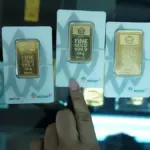 Harga Emas Antam Anjlok Drastis pada Senin 20 April 2026, Turun Rp44.000 menjadi Rp2.840.000 per Gram