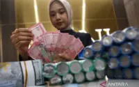 Rupiah Diproyeksikan Datar, BI Likely Tahan Suku Bunga di RDG 22 April 2026