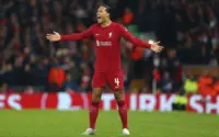 Virgil van Dijk Tenang Hadapi Rumor Transfer Alisson dan Curtis Jones di Tengah Musim Transisi Liverpool