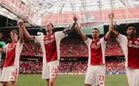 Ajax Kalahkan Groningen 1-0 di Play‑Off, Kontroversi Komentar dan Handshake Bikin Sorotan