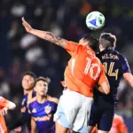 Apple Rekam Pertandingan LA Galaxy vs Houston Dynamo Sepenuhnya dengan iPhone 17 Pro, Mengguncang Dunia Siaran Olahraga