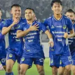 Arema FC Menggandakan Kemenangan 3-1 atas PSIM Yogyakarta: Dalberto Luan Jadi Bintang, Peringkat 10 Besar Semakin Membara