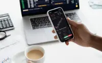 GOTO Cetak Laba Perdana, Saham Menggeliat: Analisis, Target Harga, dan Peluang Investasi di Tengah Diskon Pasar 2026