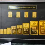 Harga Emas Antam Turun Rp50 Ribu per Gram, Apa Penyebabnya? Simak Analisis Lengkap!