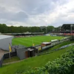 Kontroversi di Stadion De Koel: Gladon, Wellenreuther, dan Derksen Mengguncang Eredivisie