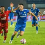 Shayne Pattynama Siap Gempur Persib di El Clasico Pertama, Optimisme Tinggi Menuju Tiga Poin