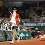 Sinner Gagal di Roland Garros: Kram, Odds Minus 50.000, dan Sejarah Mengejutkan