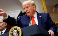 Trump Gencarkan Ancaman Tarif 25% untuk Mobil Eropa, BMW dan Mercedes Siap Hadapi Dampak Besar