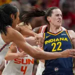 Alyssa Thomas Dihukum Suspensi: Kontroversi Foul Brutal ke Leher Caitlin Clark Mengguncang WNBA