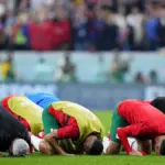 Drama Yassin: Sujud Syukur di Piala Dunia, Pertarungan Politik, dan Tragedi Jalanan Birmingham