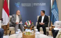 Menteri Genggam Kendali: Dari Kebijakan Energi Indonesia hingga Diplomasi Mediasi Iran‑AS