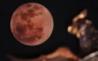 Strawberry Moon 2026: Fenomena Langit Memukau yang Bisa Disaksikan Seluruh Indonesia