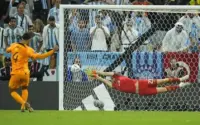 Swiss di Dua Front: Dari Gol Penalty di San Francisco Hingga Perdebatan Populasi 10 Juta