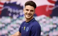 Declan Rice: Dari Laga Kritis di Piala Dunia hingga Gaya Kasual yang Ikonik