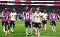 Kemenangan Epik Inggris 3-2 atas Meksiko di Azteca: Drama, Red Card, dan Penalty di Ketinggian