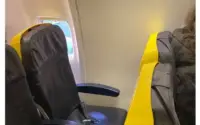 Penumpang Ryanair Selamat dari Insiden Jendela Pecah di Ketinggian 20.000 Kaki: Kisah Menegangkan di Atas Awan