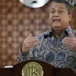 Rupiah Melemah Setelah Pengunduran Diri Perry Warjiyo: Apa yang Terjadi?
